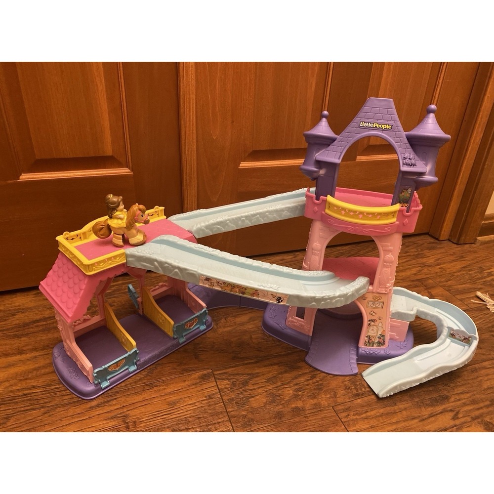 Little People Klip Klop Castle Stable Set with Belle Horse Figure WORKS